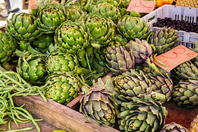 artichokes on supermarket