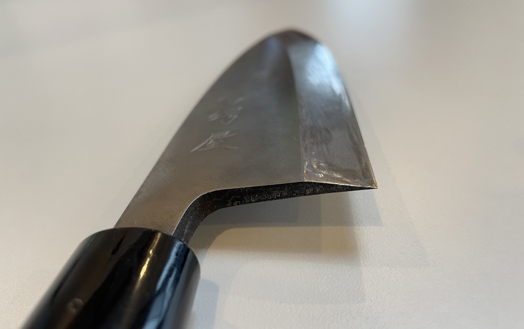 single-bevel knife
